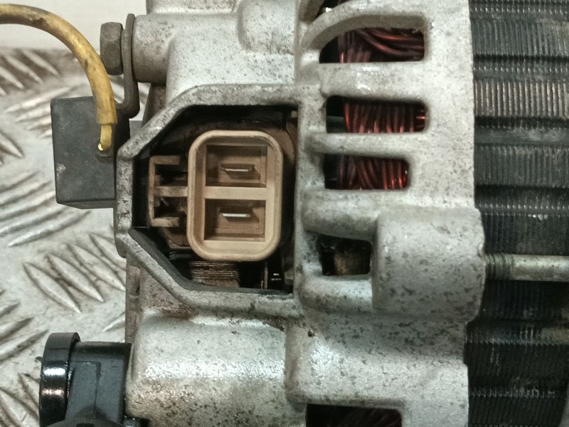Recambio de alternador para nissan x-trail i (t30) 2.2 di 4x4 referencia OEM IAM 231005M310  