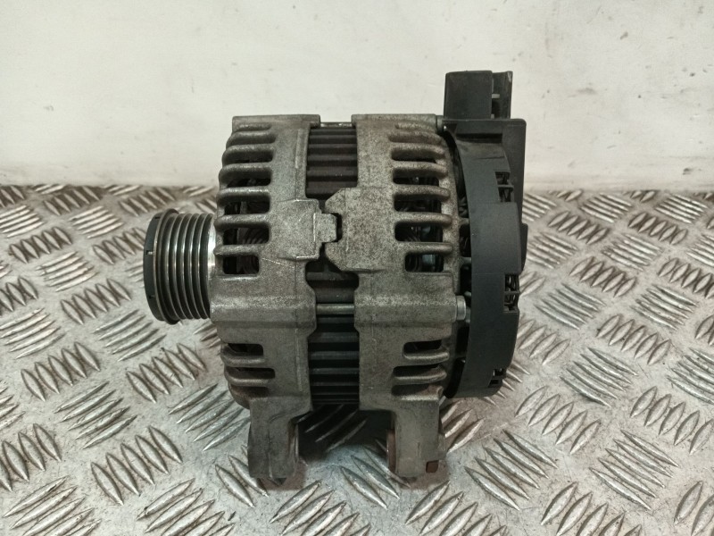 Recambio de alternador para ford s-max (wa6) 2.2 tdci referencia OEM IAM 6G9N10300ADB 0121615021 