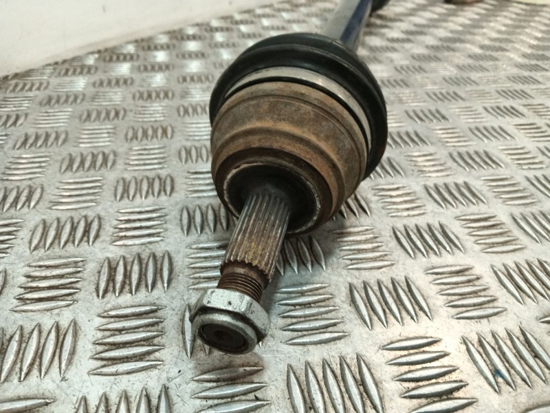 Recambio de transmision delantera derecha para volkswagen golf iii (1h1) 1.9 tdi referencia OEM IAM JZW407450DX JZW407450BX 