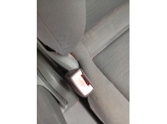 Recambio de enganche cinturon delantero izquierdo para volkswagen golf v (1k1) 1.6 referencia OEM IAM 1K3857755D  
