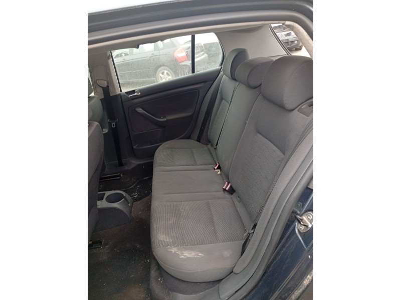 Recambio de asientos traseros para volkswagen golf v (1k1) 1.6 referencia OEM IAM 1K0885305N  