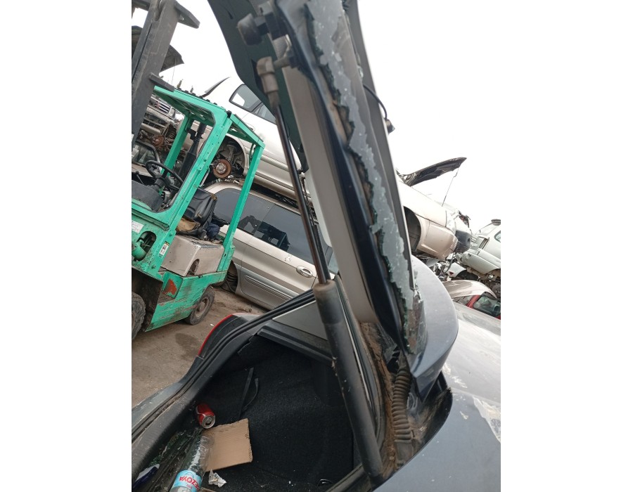 Recambio de amortiguadores maletero / porton para volkswagen golf v (1k1) 1.6 referencia OEM IAM 1K6827550F  