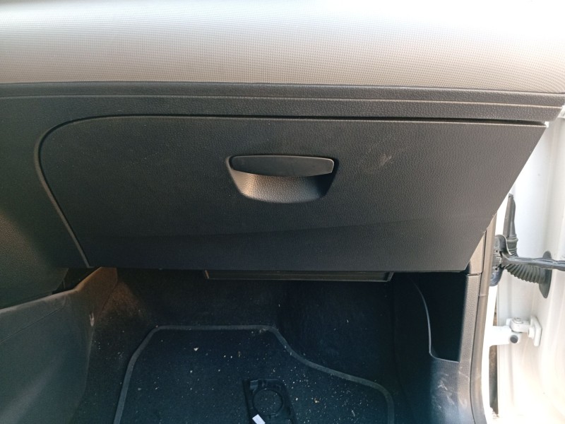 Recambio de guantera para seat ibiza iv sc (6j1, 6p5) 1.2 referencia OEM IAM 6J1857103A  