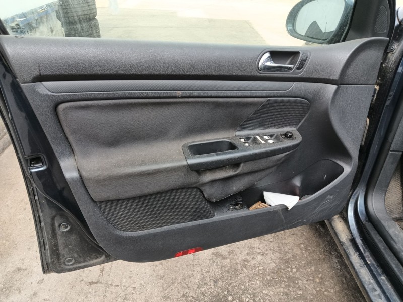 volkswagen golf v (1k1) del año 2004