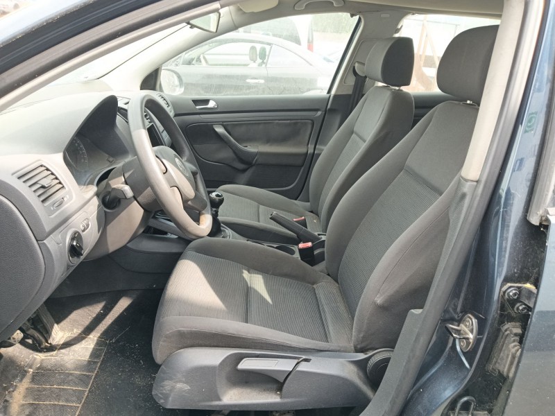volkswagen golf v (1k1) del año 2004
