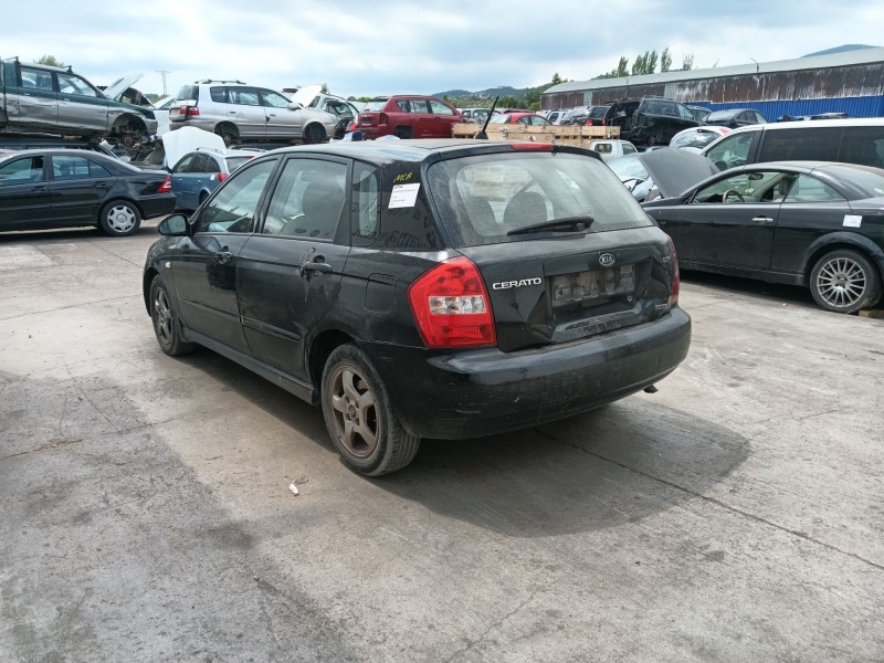 kia cerato i hatchback (ld) del año 2004