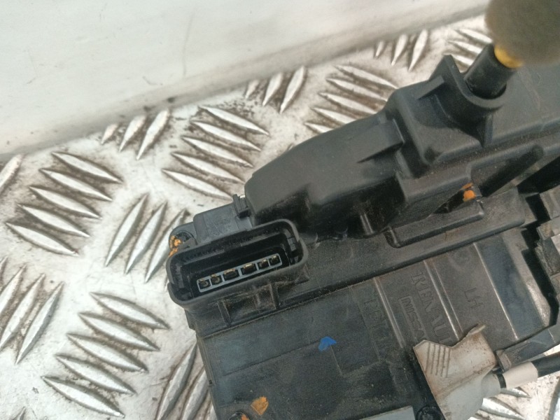 Recambio de cerradura puerta delantera izquierda para renault kadjar (ha_, hl_) 1.6 dci 130 referencia OEM IAM 805004EA2B  