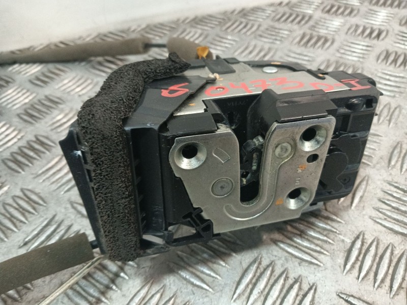 Recambio de cerradura puerta delantera izquierda para renault kadjar (ha_, hl_) 1.6 dci 130 referencia OEM IAM 805004EA2B  