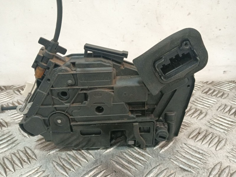 Recambio de cerradura puerta trasera derecha para seat leon (5f1) 1.4 tsi referencia OEM IAM 5K4839016Q  