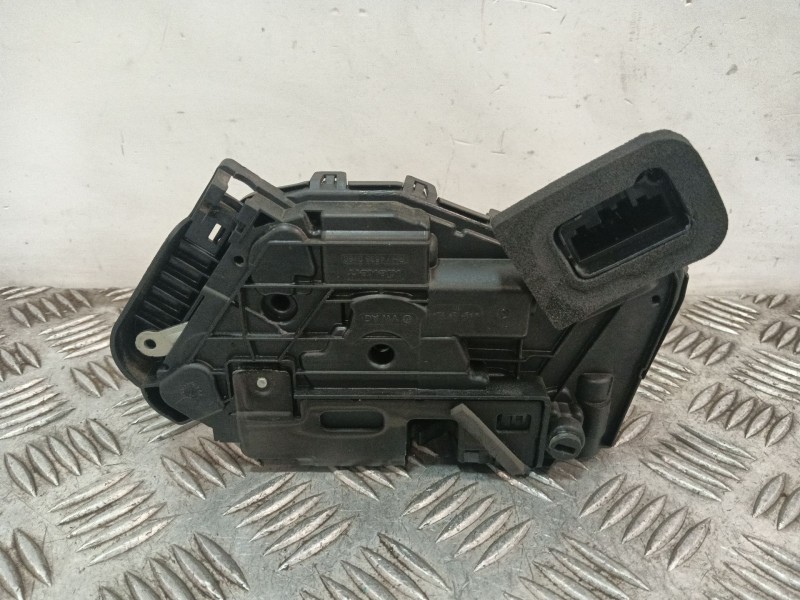 Recambio de cerradura puerta trasera izquierda para skoda fabia iii (nj3) 1.0 tsi referencia OEM IAM A6E5TA839016E  