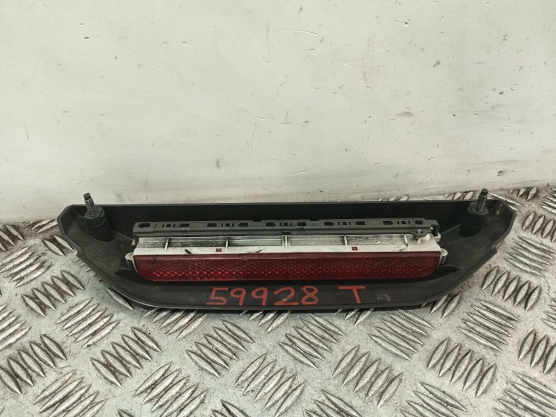 Recambio de luz central de freno para fiat idea (350_) 1.4 16v referencia OEM IAM 735347274  