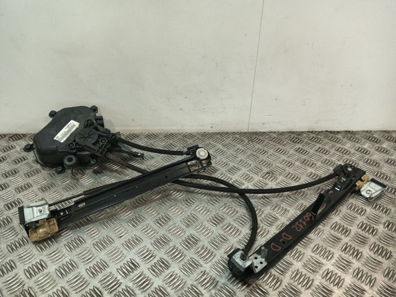 Recambio de elevalunas delantero derecho para seat ibiza iv (6j5, 6p1) 1.6 tdi referencia OEM IAM 6J3837402  