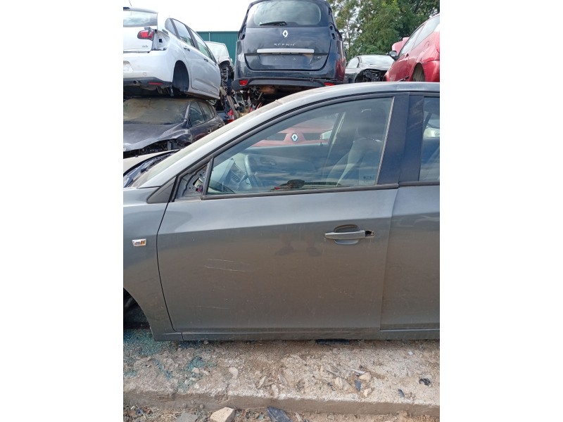 Recambio de puerta delantera izquierda para chevrolet cruze (j300) 2.0 cdi referencia OEM IAM 95987757  
