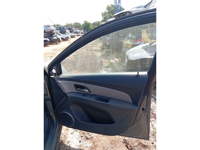 Recambio de elevalunas delantero derecho para chevrolet cruze (j300) 2.0 cdi referencia OEM IAM 95174197  