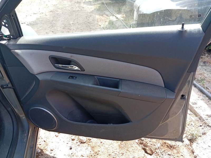 Recambio de elevalunas delantero derecho para chevrolet cruze (j300) 2.0 cdi referencia OEM IAM 95174197  