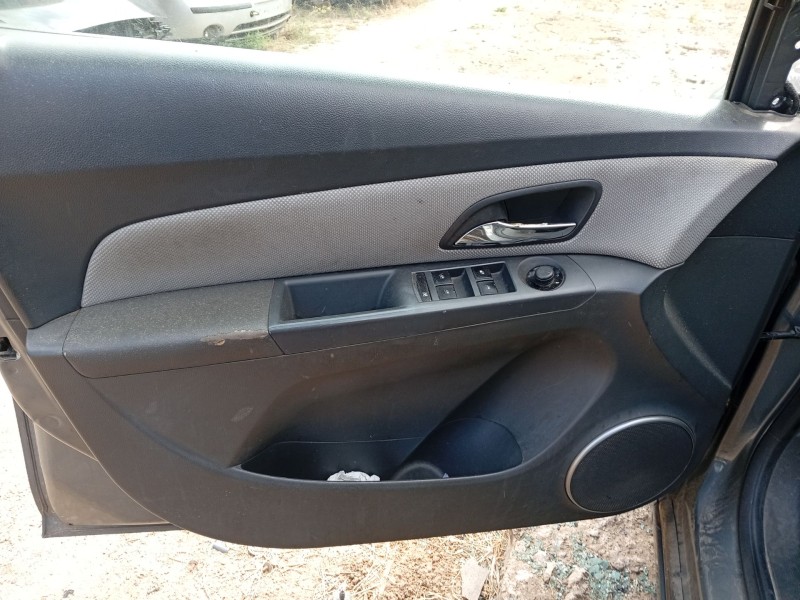 Recambio de elevalunas delantero izquierdo para chevrolet cruze (j300) 2.0 cdi referencia OEM IAM 95174196  