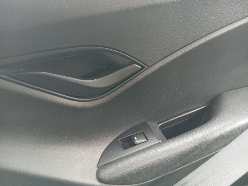 Recambio de mando elevalunas trasero derecho para hyundai ix20 (jc) 1.4 crdi referencia OEM IAM 935751K0004X  
