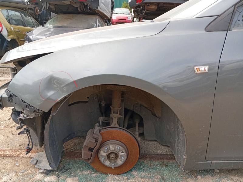 Recambio de aleta delantera izquierda para chevrolet cruze (j300) 2.0 cdi referencia OEM IAM 94560509  