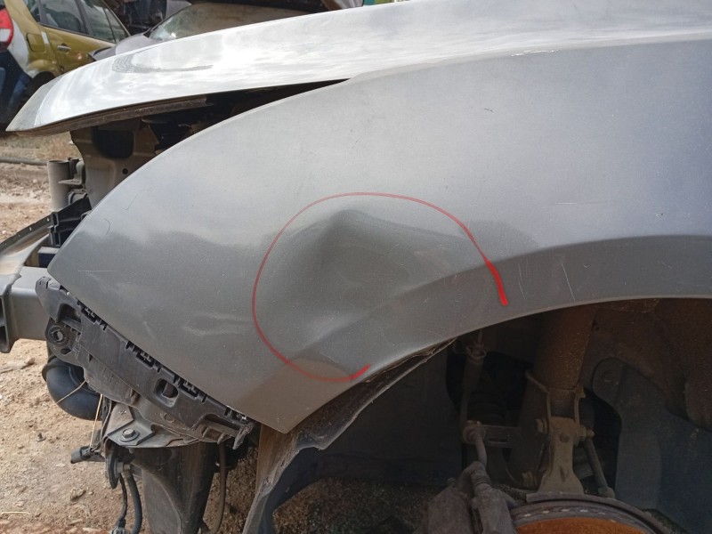 Recambio de aleta delantera izquierda para chevrolet cruze (j300) 2.0 cdi referencia OEM IAM 94560509  