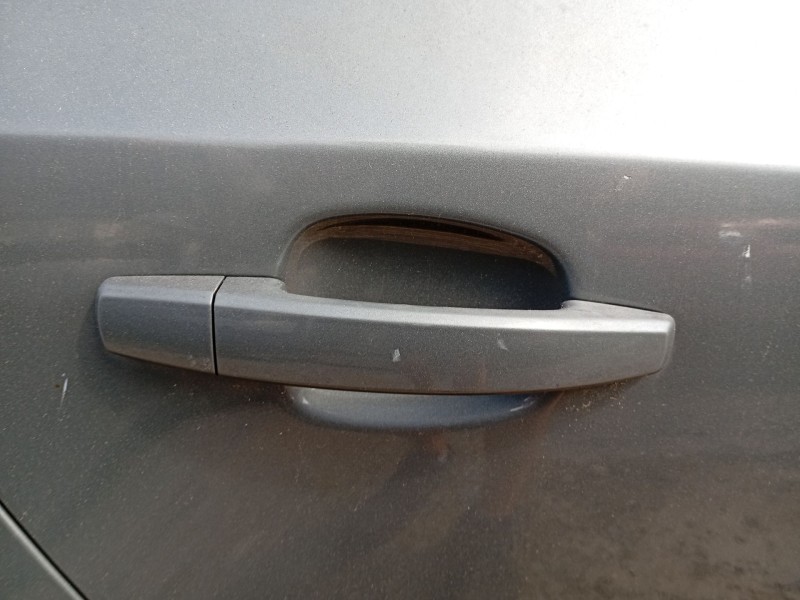 Recambio de maneta exterior trasera derecha para chevrolet cruze (j300) 2.0 cdi referencia OEM IAM 92233089  