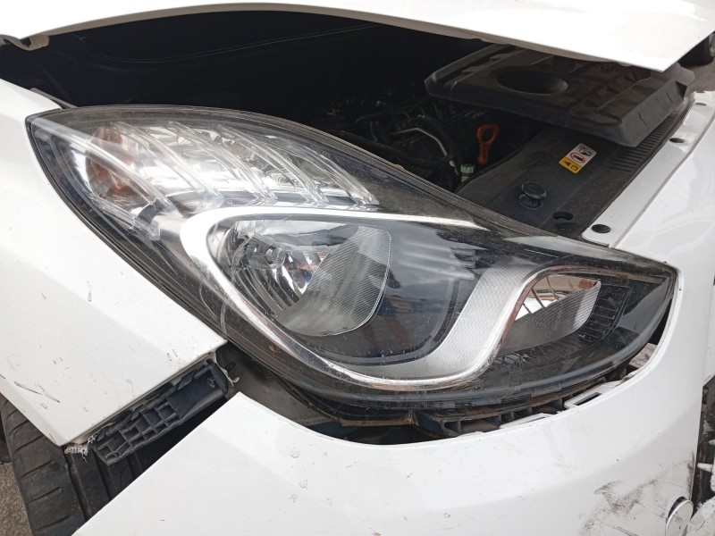 Recambio de faro derecho para hyundai ix20 (jc) 1.4 crdi referencia OEM IAM 921021K000  