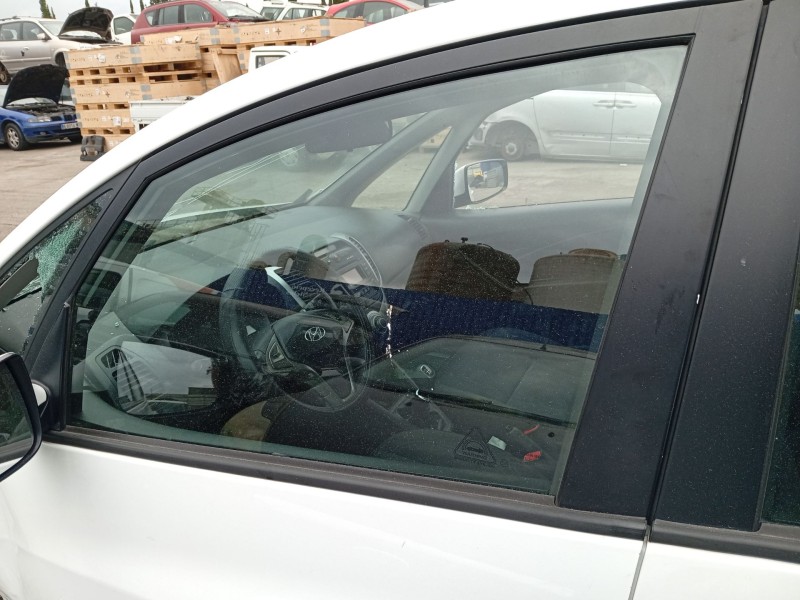 Recambio de luna delantera izquierda para hyundai ix20 (jc) 1.4 crdi referencia OEM IAM 824101P000  