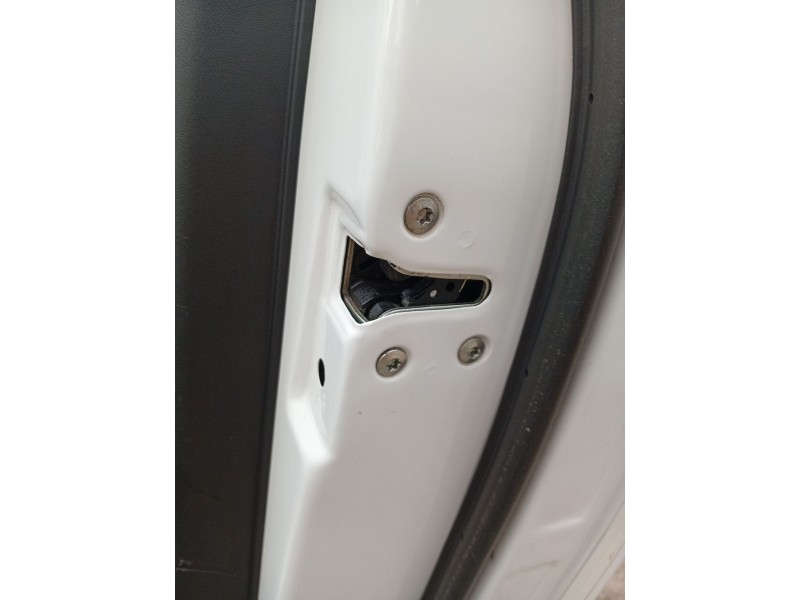 Recambio de cerradura puerta trasera derecha para hyundai ix20 (jc) 1.4 crdi referencia OEM IAM 814201K000 814201K020 