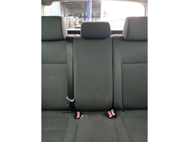 Recambio de cinturon seguridad trasero central para volkswagen golf v (1k1) 1.6 referencia OEM IAM 5K0857807BRAA  