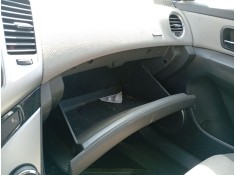 Recambio de guantera para chevrolet cruze (j300) 2.0 cdi referencia OEM IAM 42426839   2