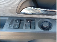 Recambio de mando elevalunas delantero izquierdo para chevrolet cruze (j300) 2.0 cdi referencia OEM IAM 20830838  
