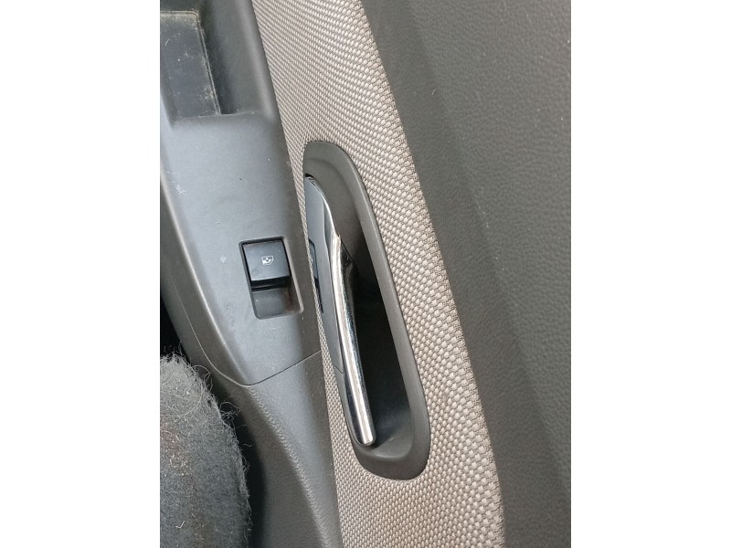 Recambio de mando elevalunas trasero izquierdo para chevrolet cruze (j300) 2.0 cdi referencia OEM IAM 20933566  