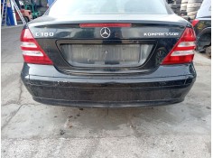 Recambio de paragolpes trasero para mercedes-benz clase c (w203) c 180 kompressor (203.046) referencia OEM IAM 2038850825  