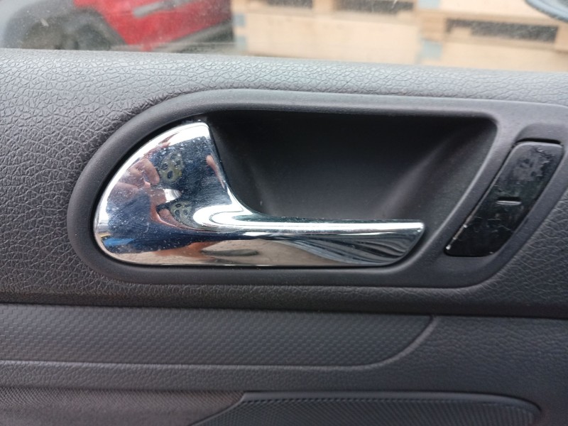 Recambio de maneta interior delantera izquierda para volkswagen golf v (1k1) 1.6 referencia OEM IAM 1K1837113HUAQ  