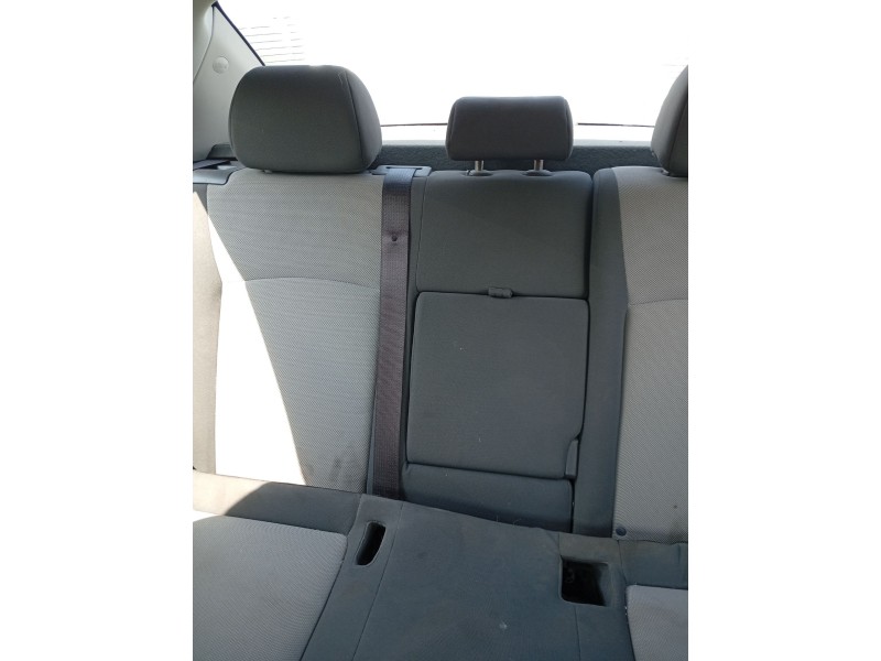 Recambio de cinturon seguridad trasero central para chevrolet cruze (j300) 2.0 cdi referencia OEM IAM 13380241  