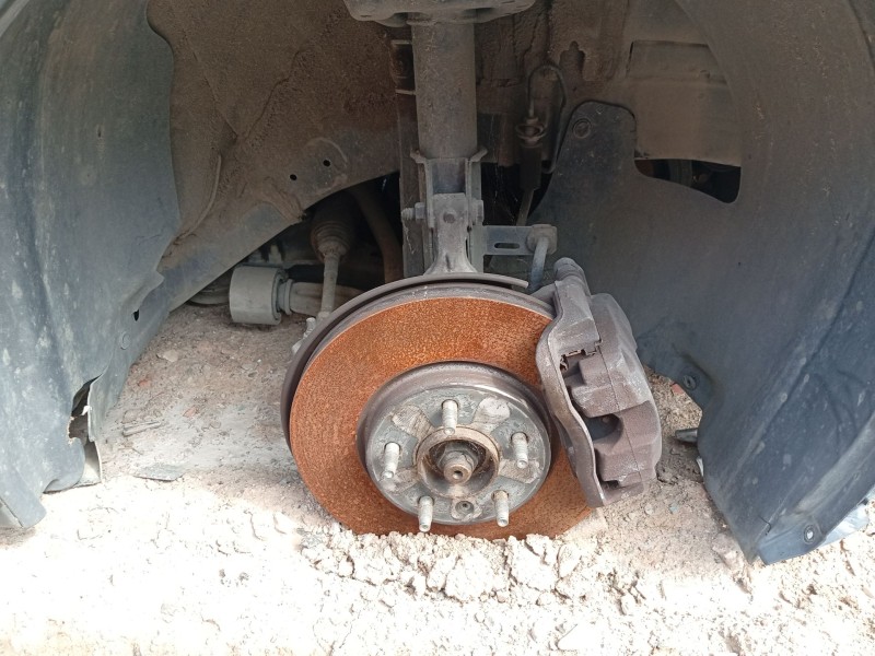 Recambio de mangueta delantera derecha para chevrolet cruze (j300) 2.0 cdi referencia OEM IAM 13319483  