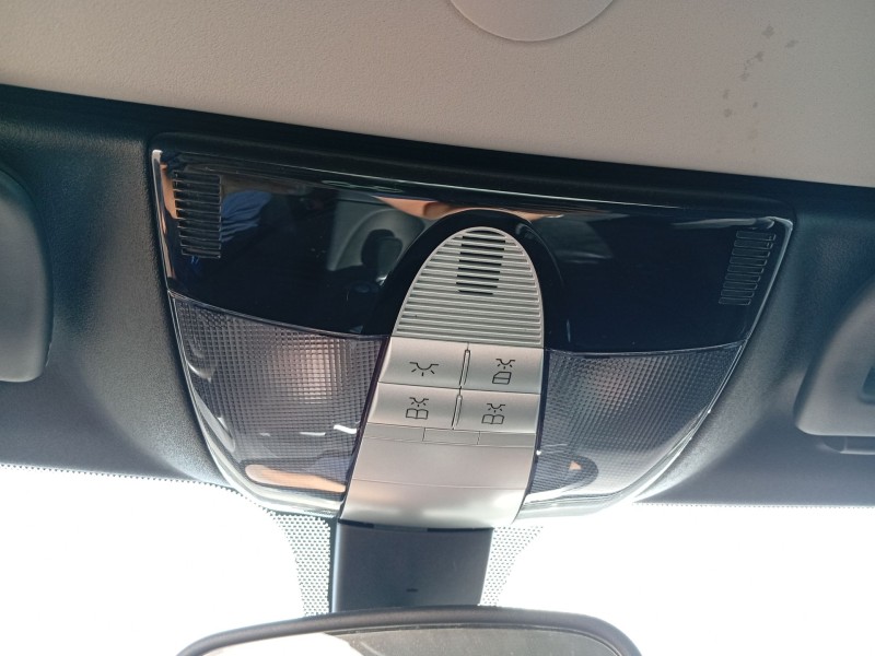 Recambio de luz interior para mercedes-benz slk (r171) 200 kompressor (171.442) referencia OEM IAM A1718201401  