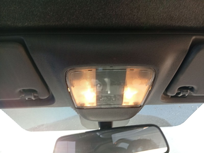Recambio de luz interior para opel tigra twintop (x04) 1.8 (r97) referencia OEM IAM 273893313  