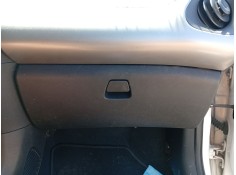 Recambio de guantera para citroën c1 (pm_, pn_) 1.0 referencia OEM IAM 555500H010  