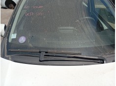 Recambio de brazo limpia delantero izquierdo para citroën c1 (pm_, pn_) 1.0 referencia OEM IAM 6405V2  