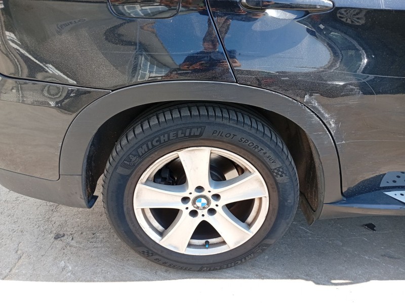 Recambio de aletin trasero derecho para bmw x5 (e70) xdrive 30 d referencia OEM IAM 51777158426  