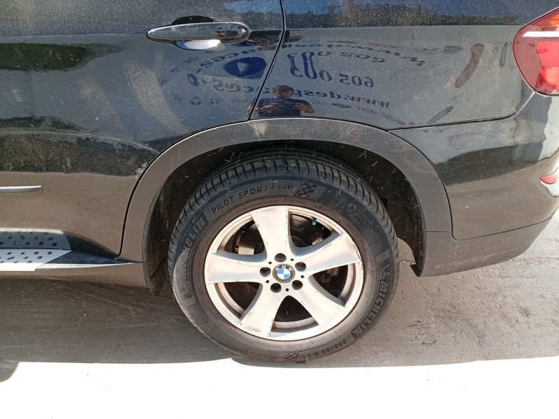 Recambio de aletin trasero izquierdo para bmw x5 (e70) xdrive 30 d referencia OEM IAM 5177715842504  