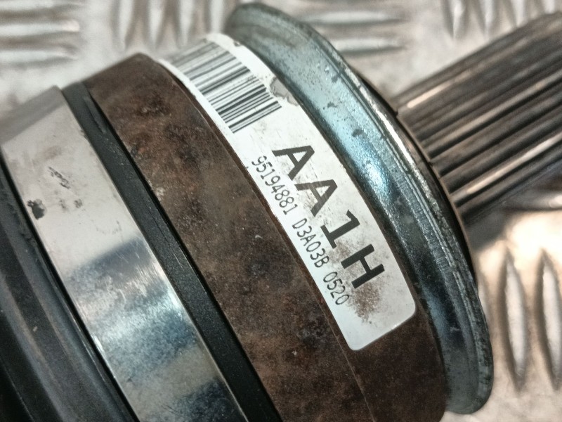 Recambio de transmision delantera derecha para chevrolet aveo berlina hatchback referencia OEM IAM 95194881  