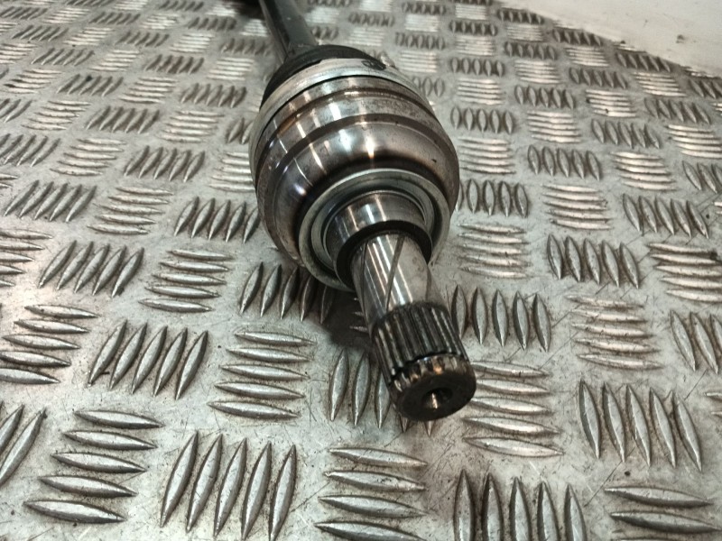 Recambio de transmision delantera izquierda para chevrolet aveo berlina hatchback referencia OEM IAM 95194880  