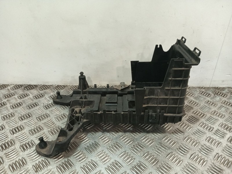 Recambio de soporte bateria para seat altea xl (5p5, 5p8) 1.6 tdi referencia OEM IAM 1K0915333 3C0915336A 