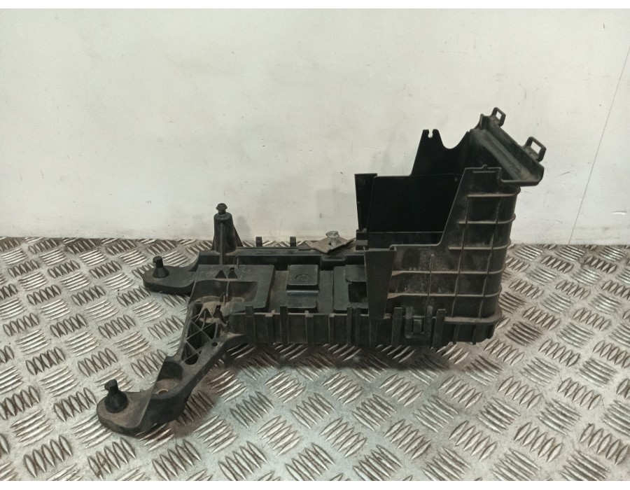Recambio de soporte bateria para seat altea xl (5p5, 5p8) 1.6 tdi referencia OEM IAM 1K0915333 3C0915336A 