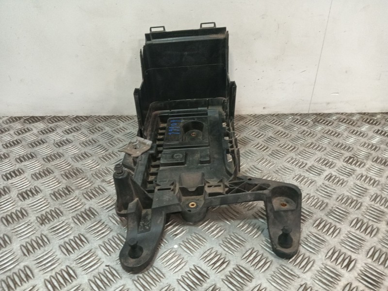 Recambio de soporte bateria para seat altea xl (5p5, 5p8) 1.6 tdi referencia OEM IAM 1K0915333 3C0915336A 