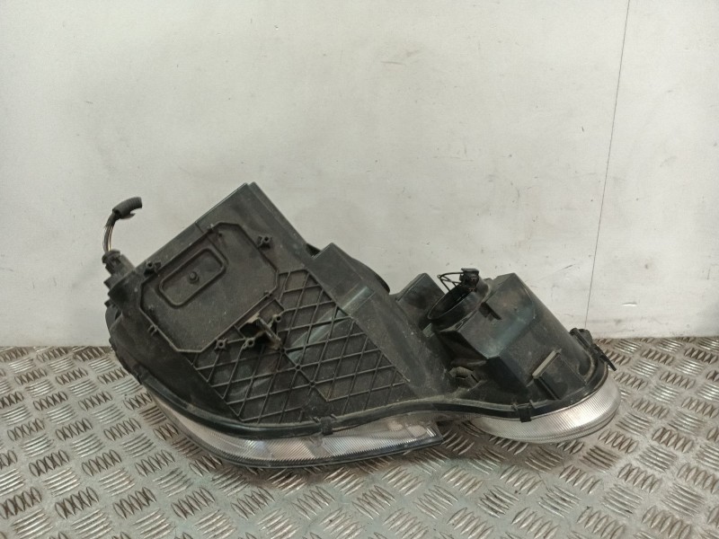 Recambio de faro izquierdo para skoda yeti (5l) 1.2 tsi referencia OEM IAM 5L1941017A 030124832100 