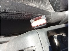 Recambio de enganche cinturon delantero derecho para peugeot 208 i (ca_, cc_) 1.2 vti 82 referencia OEM IAM 96753793XT  
