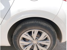 Recambio de paso de rueda trasero izquierdo para peugeot 208 i (ca_, cc_) 1.2 vti 82 referencia OEM IAM 9673769280  