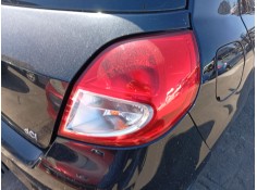 Recambio de piloto trasero derecho para renault clio iii (br0/1, cr0/1) 1.5 dci referencia OEM IAM 8200459960  